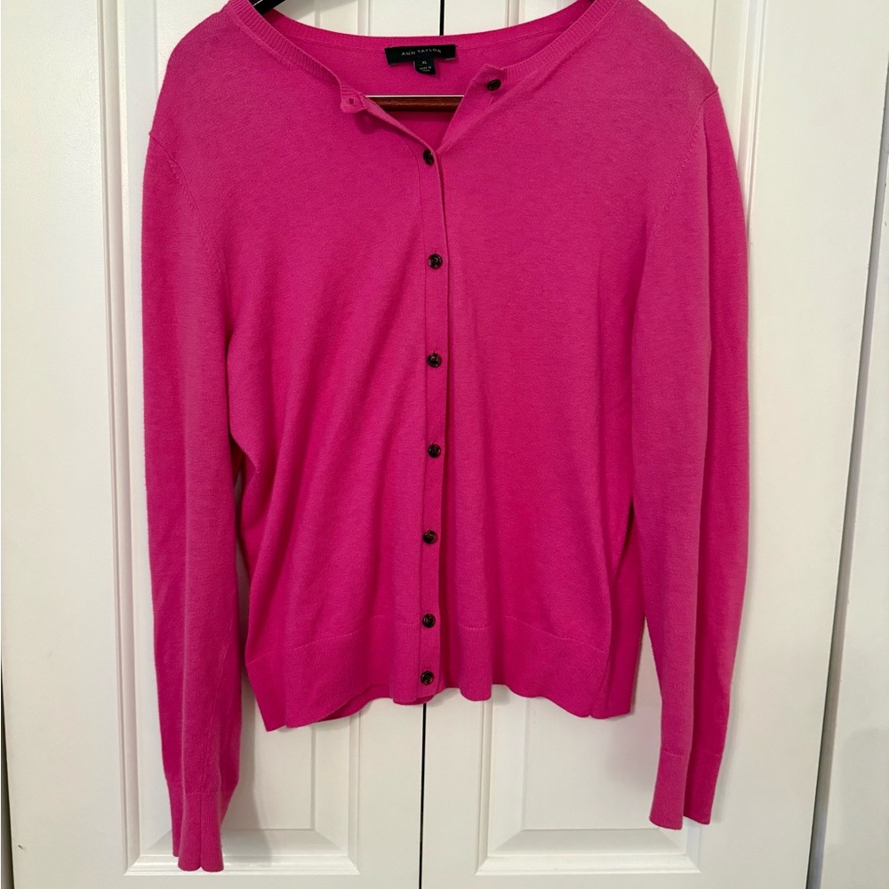 25 Cardigans - Perfect Wardrobe Staple for Every Occasion and Season (XL)